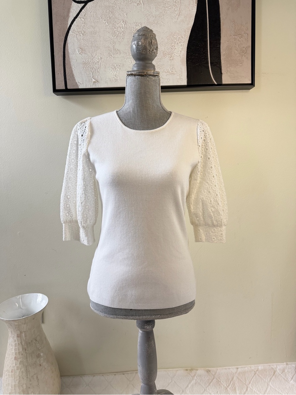 Elie Tahari White Eyelet Puff Sleeve Knit Top